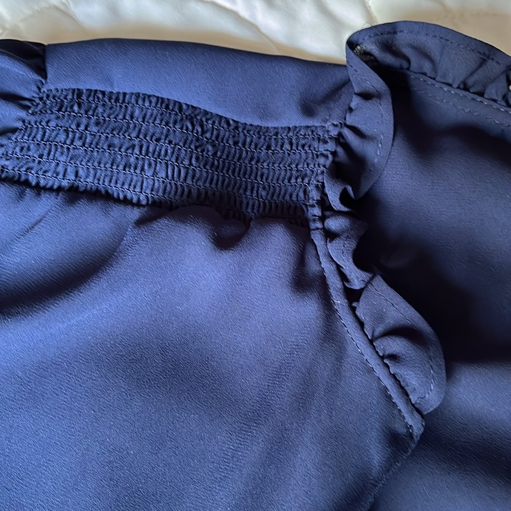 Suzy Shier Navy Blouse - Picture 4 of 9